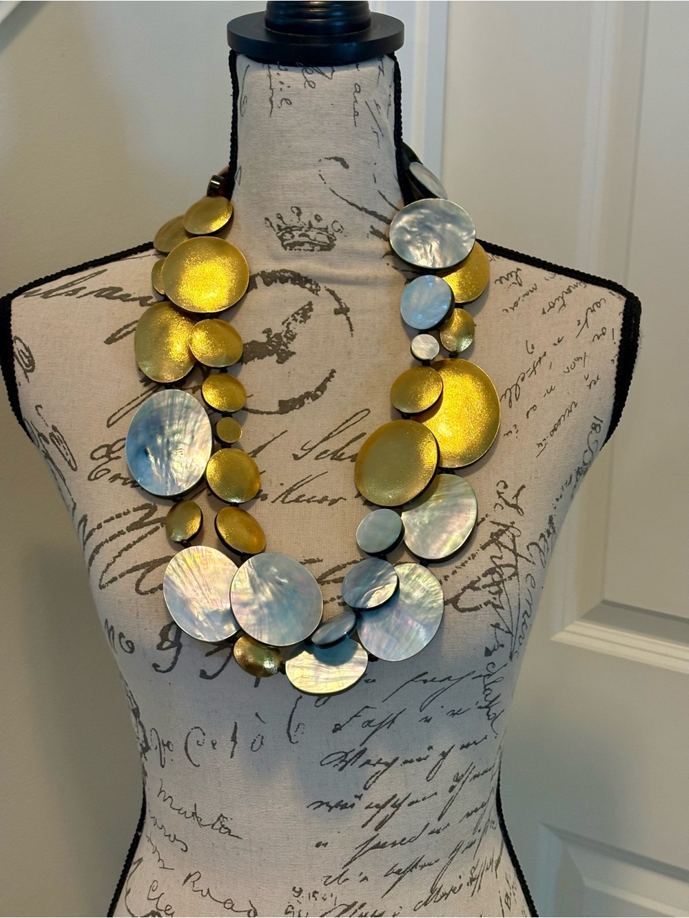 Pamela Saccarello Couture MOP Wood Necklace & Clip On Earrings Artisan Set - Picture 11 of 15
